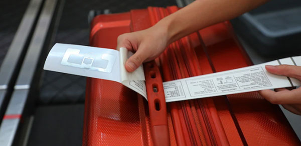 深圳宝安机场进出港行李物品应用RFID行李标签完成全流程追踪