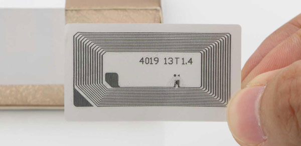 VIP卡制作厂家告诉您两款运用于工业行业的高内存UHF RFID标签发布了