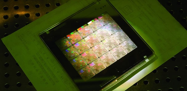 国家工信部副部长：芯片领域发生盲目跟风和烂尾楼新项目